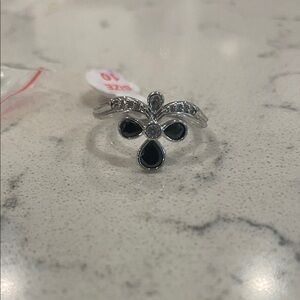 Elegant Silver and Black Women's Ring Size 10